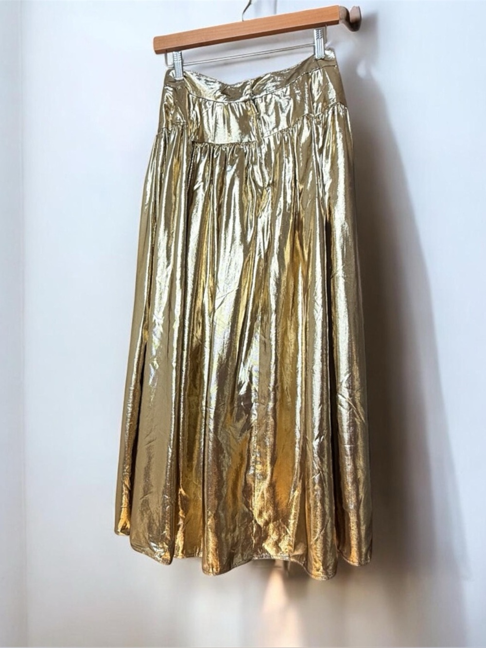 vintage lamé skirt - Picture 2 of 8